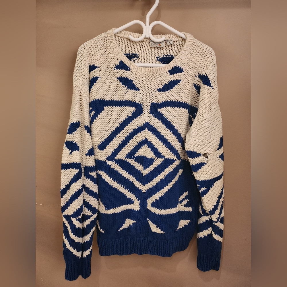 Vintage knit Sweater